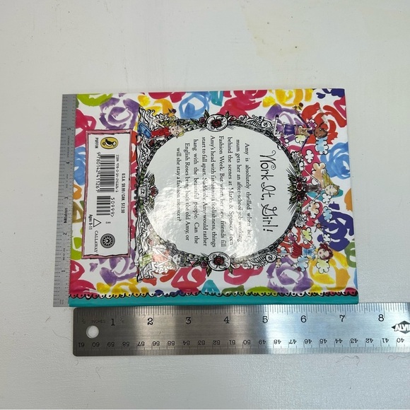 The English Roses Runway Rose by Madonna Book - Picture 2 of 5